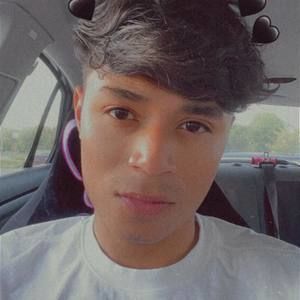 Meet your Posher, Carlos